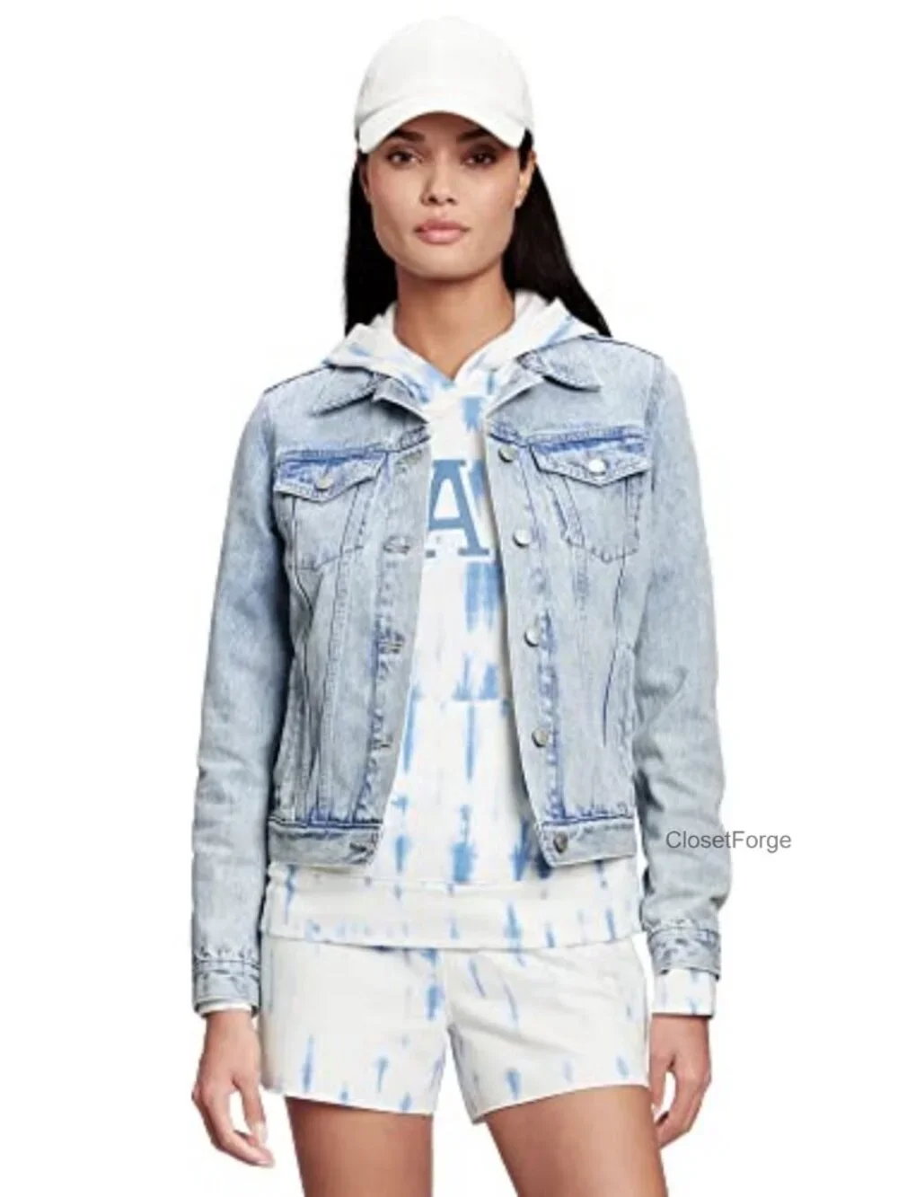 Timeless Denim Jacket with Pockets - Lightweight Layer